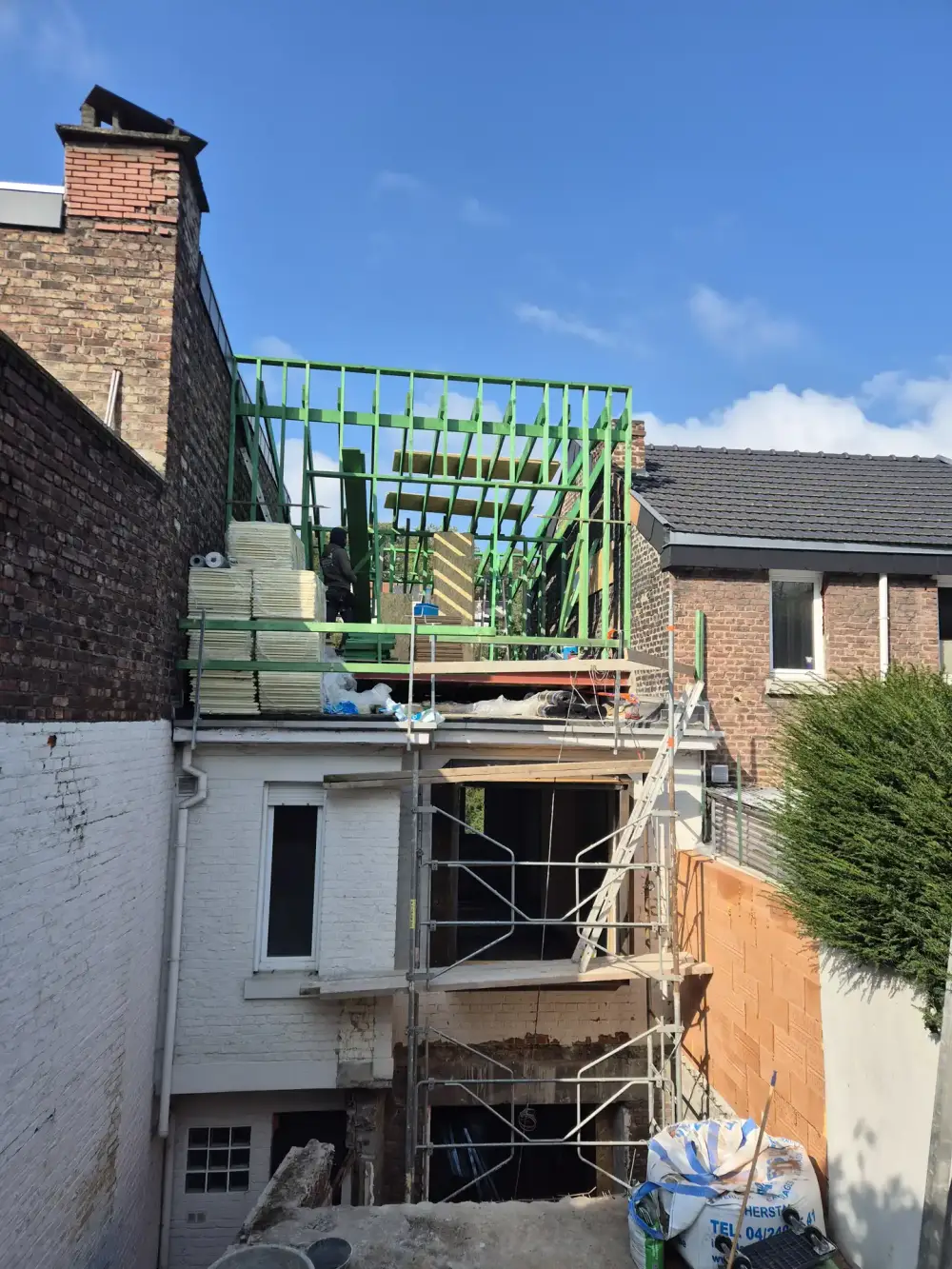 Agrandissement de maison avec nouvelle pièce de vie à Liège